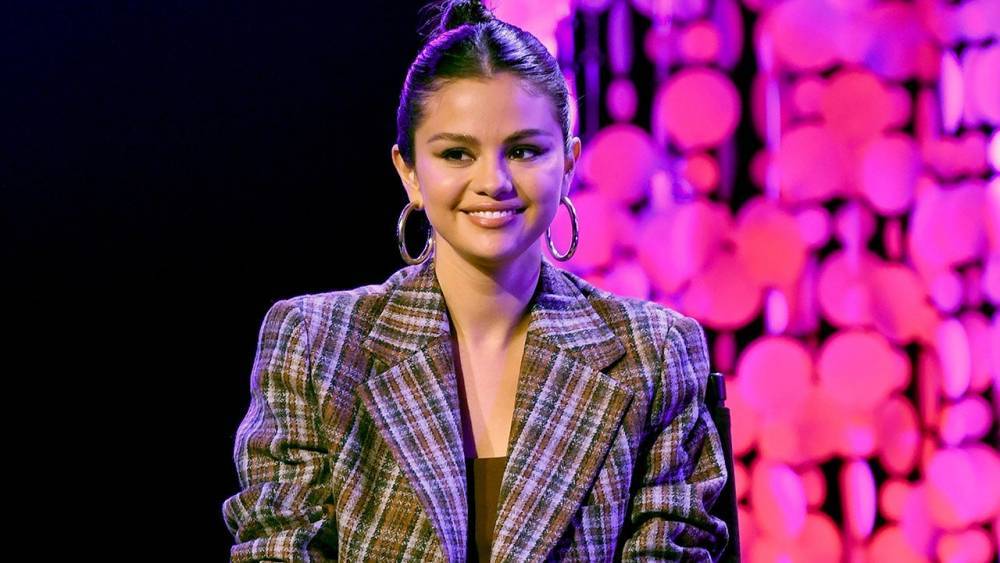 Selena Gomez Breaks Down Every Track on 'Rare': Read About Her Messages on Depression, Love and More! - www.etonline.com