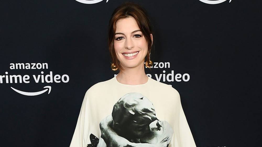 2020 Critics' Choice Awards Presenters Announced: Anne Hathaway, Kate Beckinsale and More - www.etonline.com