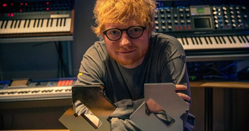 Every artist who has scored the Official UK Chart double - www.officialcharts.com - Britain