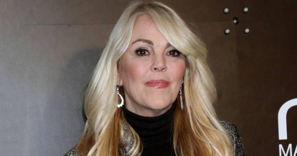 Dina Lohan Arrested for Driving While Intoxicated, Leaving the Scene of a Crash in New York: Report - www.usmagazine.com - New York