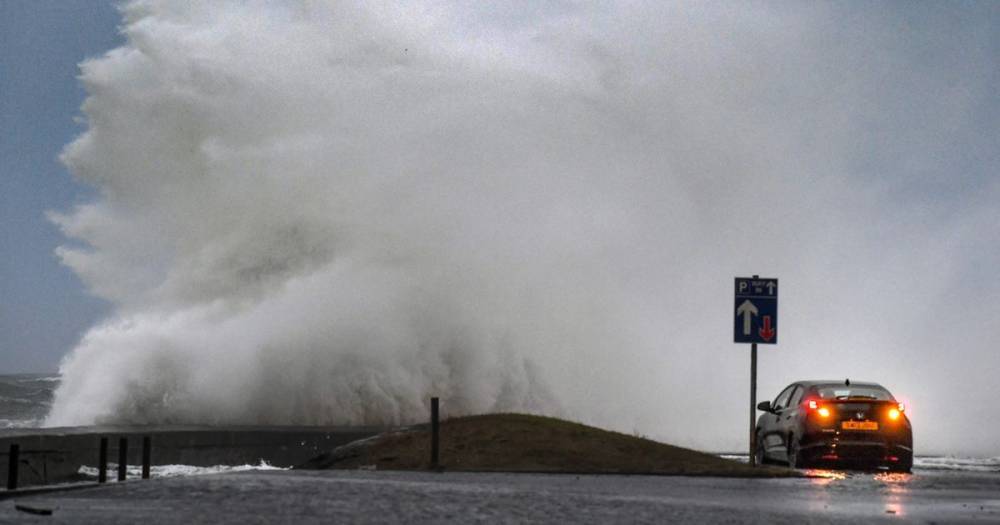 Scotland braced for more weather misery as Storm Brendan brings high winds - www.dailyrecord.co.uk - Britain - Scotland - Ireland