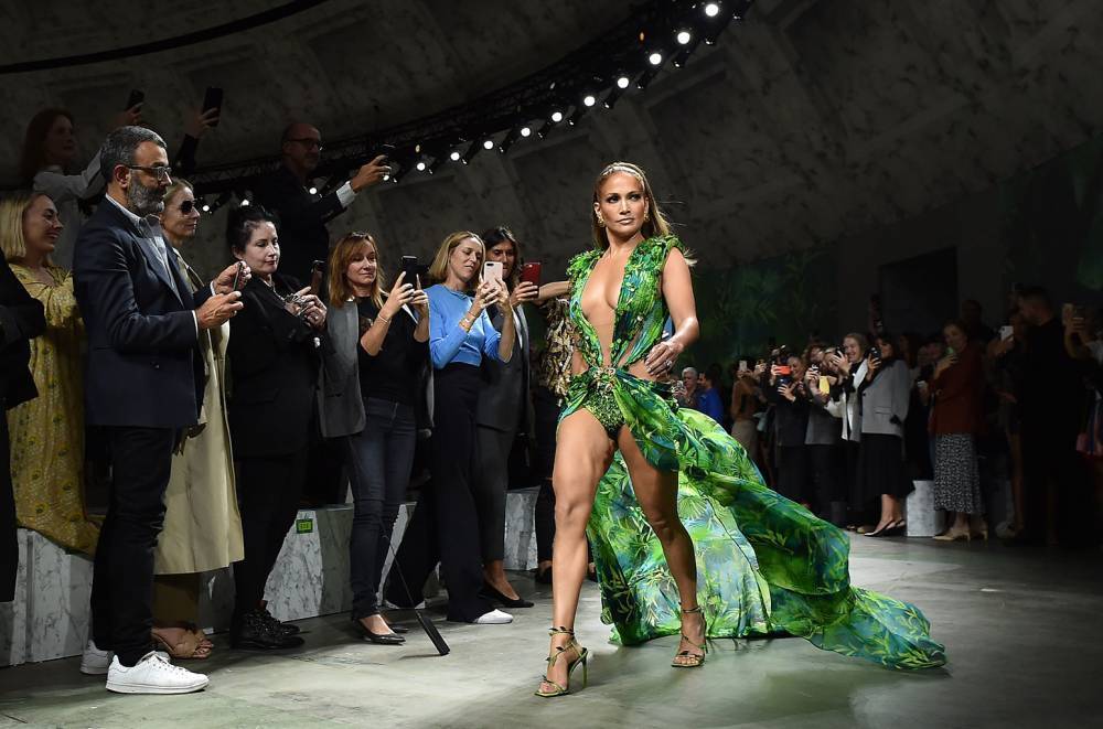 Jennifer Lopez Wears a 2020 Spin On Her Iconic Dress in Versace's New Campaign - www.billboard.com