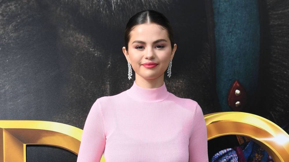 Selena Gomez Is Finished With Sexy Music Videos - www.mtv.com - county Love