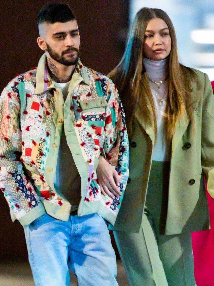 Zayn Malik and Gigi Hadid confirm they are back together in adorably loved up photos - www.celebsnow.co.uk - New York