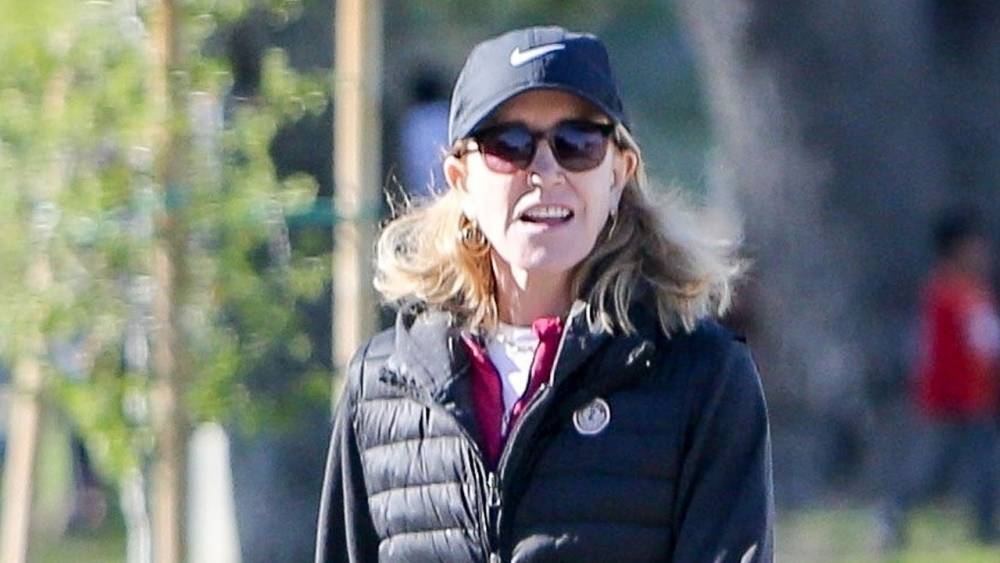 Felicity Huffman Spotted Doing Community Service Following Prison Time - www.etonline.com - California