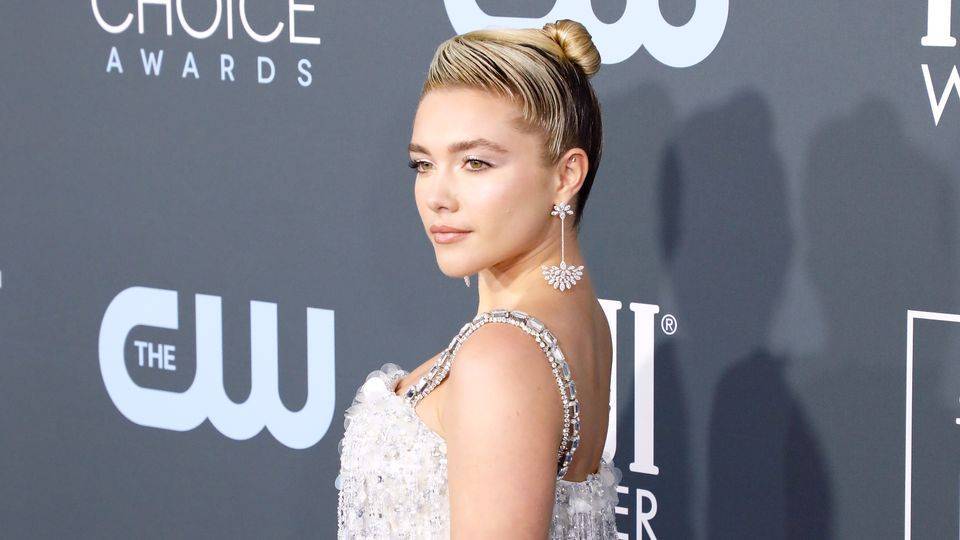 Florence Pugh Has The Best Reaction To An Oscar Nomination We've Ever Seen - graziadaily.co.uk