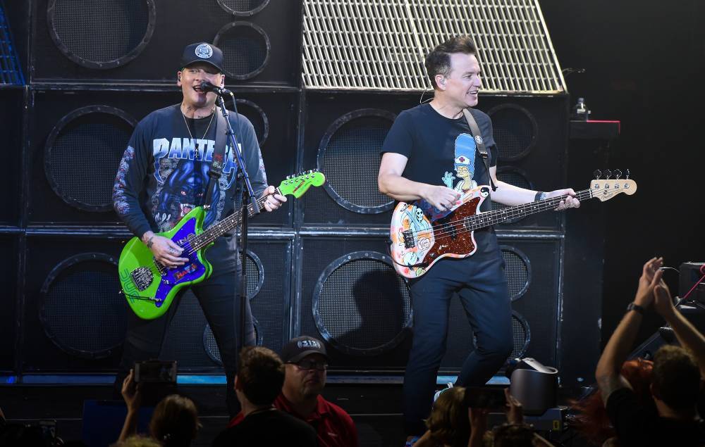 Blink 182 launch charity merch collection for victims of Australian bushfires - www.nme.com - Australia