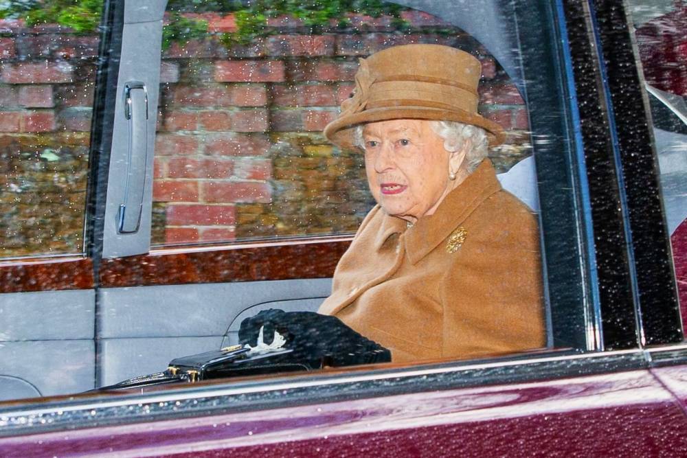 The Queen “Entirely Supportive” Of Prince Harry &amp; Meghan Markle’s Plans To Split From Royal Family - deadline.com - Britain
