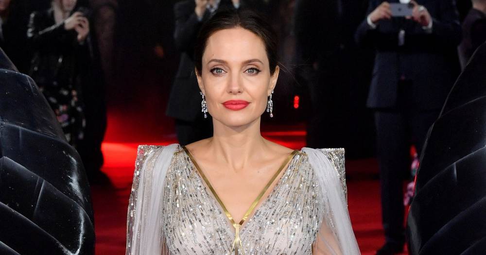 Angelina Jolie’s Favorite Travel Loafers Have Over 3,000 Reviews - www.usmagazine.com