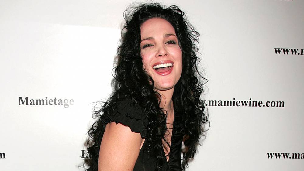 Julie Strain, Statuesque Star of B-Movies, Is Not Dead, Film Company Now Says - www.hollywoodreporter.com - county Bay