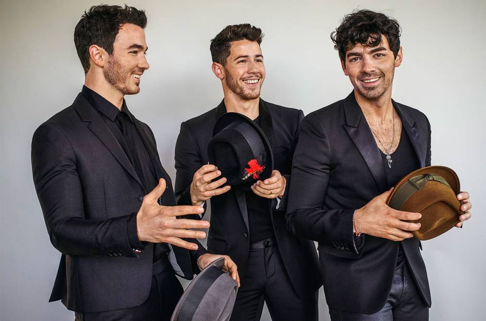 Watch the Jonas Brothers Hilariously Reenact Classic 'Keeping Up With the Kardashians' Fight - www.billboard.com