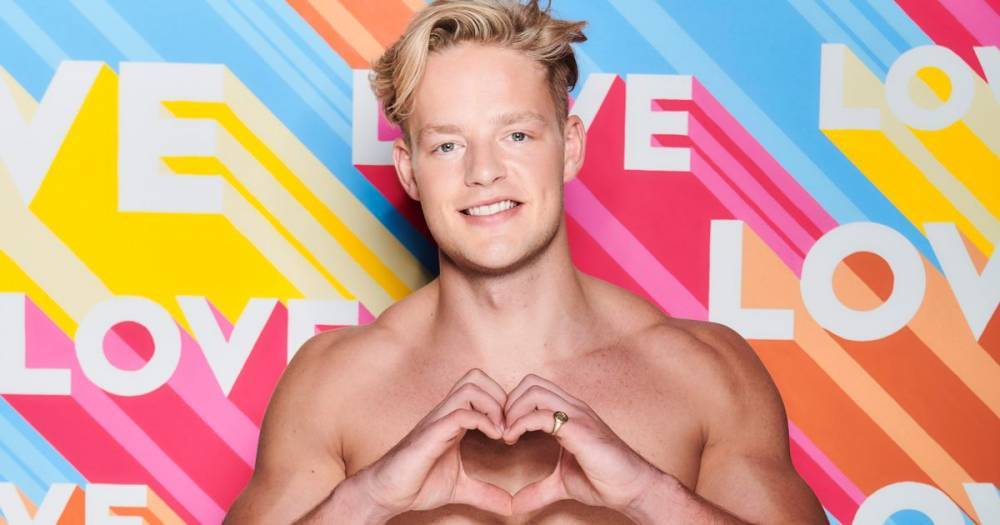 Ollie Williams quits Love Island after three days claiming he's still in love with his ex - www.ok.co.uk