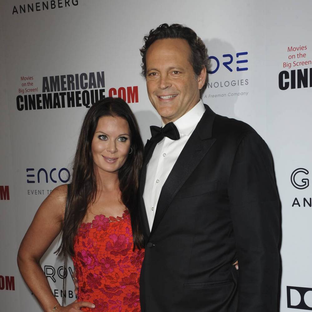 Vince Vaughn under fire for shaking hands with President Donald Trump at game - www.peoplemagazine.co.za - USA - New Orleans