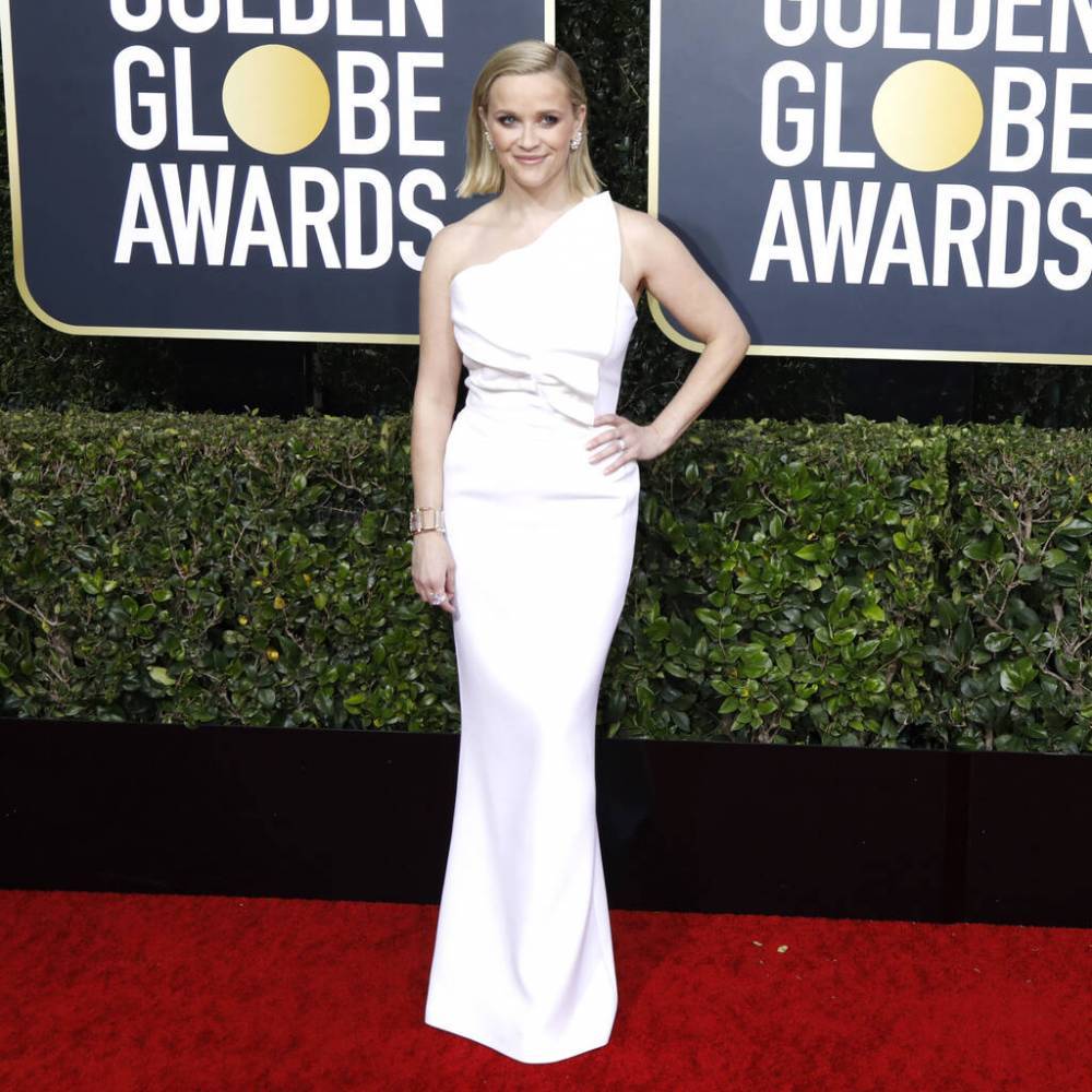 Reese Witherspoon had ‘hard time’ picking dress for Golden Globes - www.peoplemagazine.co.za - county Bradley