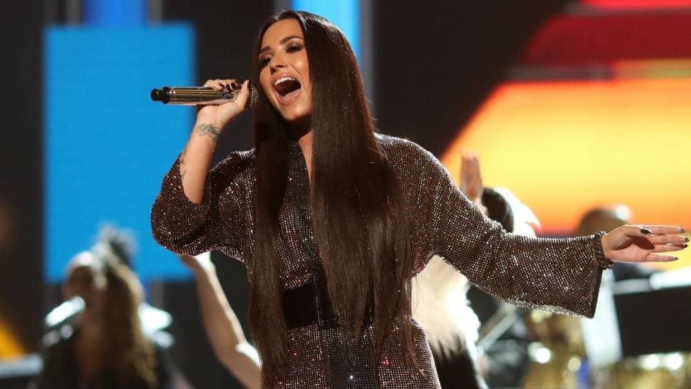 Demi Lovato to Perform at GRAMMYs for First Time in 3 Years - www.etonline.com