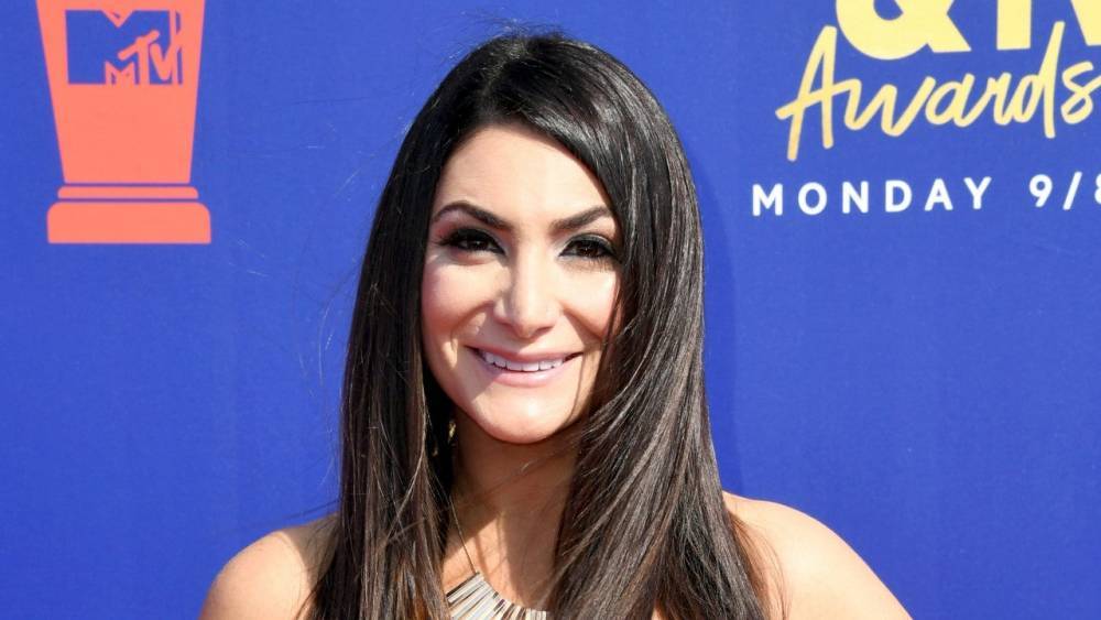 'Jersey Shore' Star Deena Cortese Reveals Son Needs Foot Braces After Being Mom Shamed for the Way He Walks - www.etonline.com