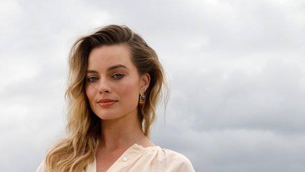 Margot Robbie reveals ‘inherent’ sexism she faces as a producer - www.breakingnews.ie - Britain