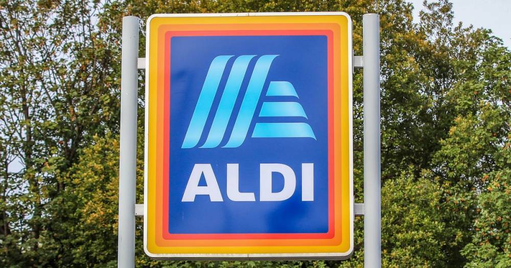 Disabled Aldi shopper told he could get lifetime ban for 'shoplifting' after putting bread in his trolley - www.manchestereveningnews.co.uk