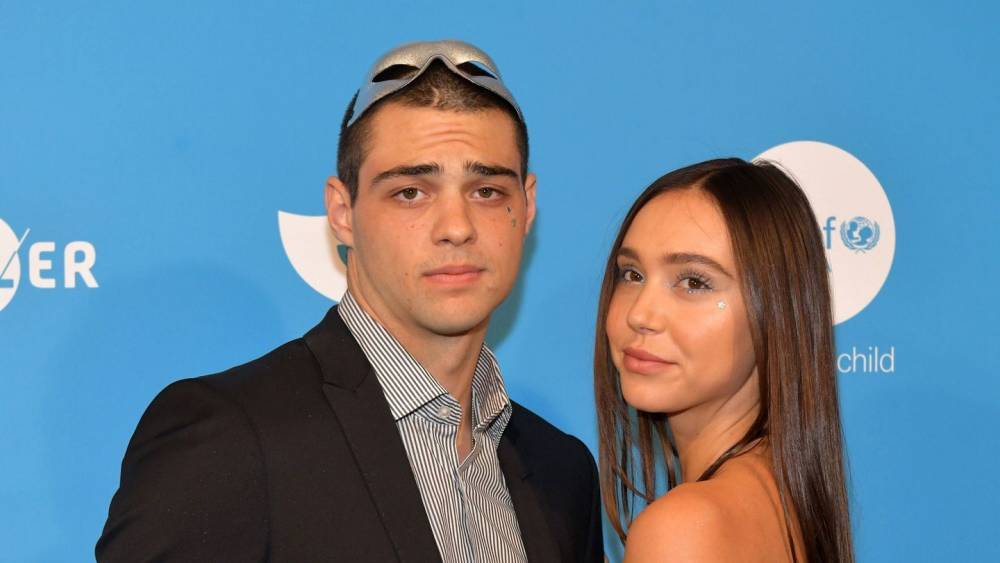 Noah Centineo And Alexis Ren Take Their Steamy Romance To The Grid - www.mtv.com