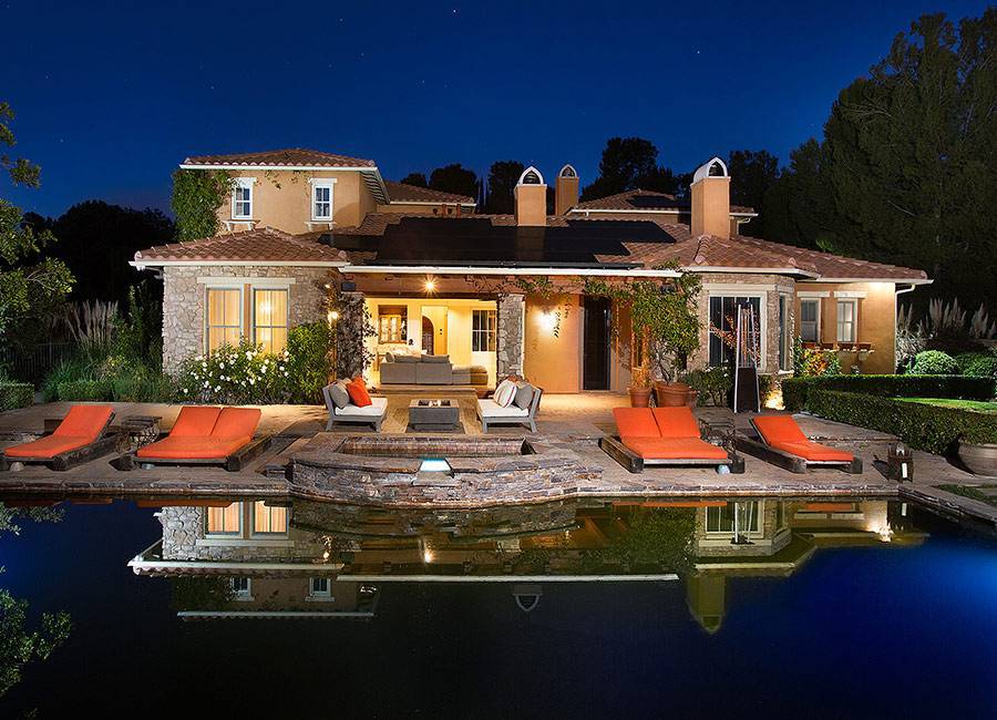 Selena Gomez’s former home up for sale for over €5.8 million - evoke.ie - France - USA - California - Montana