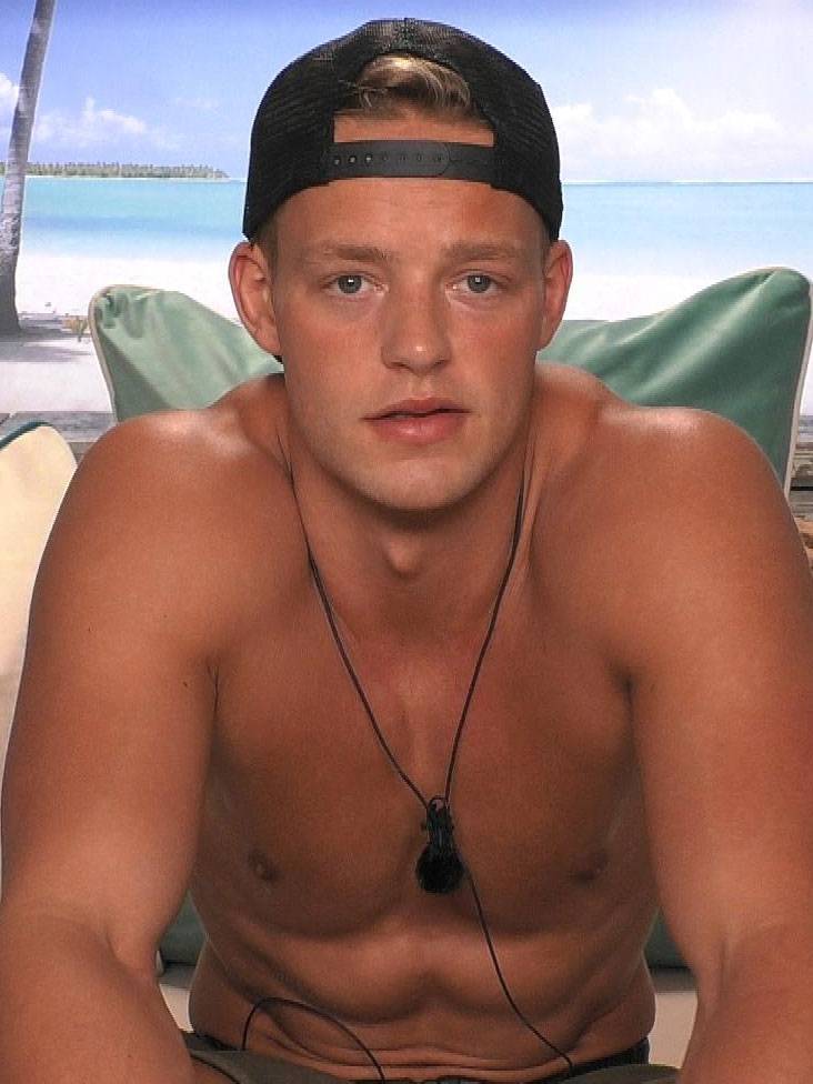 Love Island’s Ollie Williams finally breaks silence after quitting the villa - www.celebsnow.co.uk - Indiana - county Love