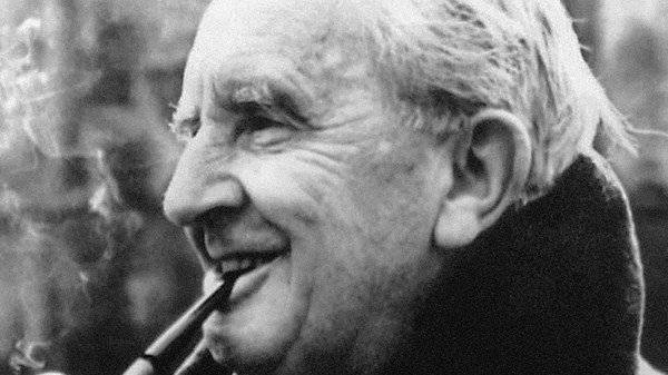JRR Tolkien’s son Christopher dies aged 95 - www.breakingnews.ie
