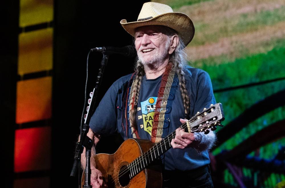 After Tour Postponement, Willie Nelson Brings Outlaw Charm to Inland Empire - www.billboard.com - California - county Ontario