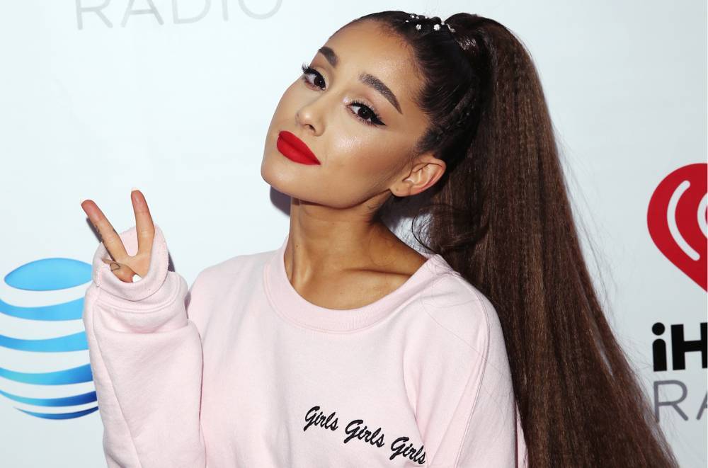 Ariana Grande Defends Her Signature Style After Troll Hates on Her 'Same 2 Outfits' - www.billboard.com