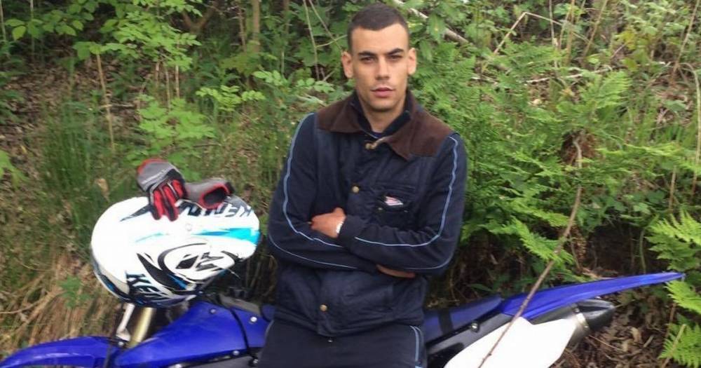 Drug dealer pulled off his off-road bike as he tried to flee from a patrol car - www.manchestereveningnews.co.uk - Manchester
