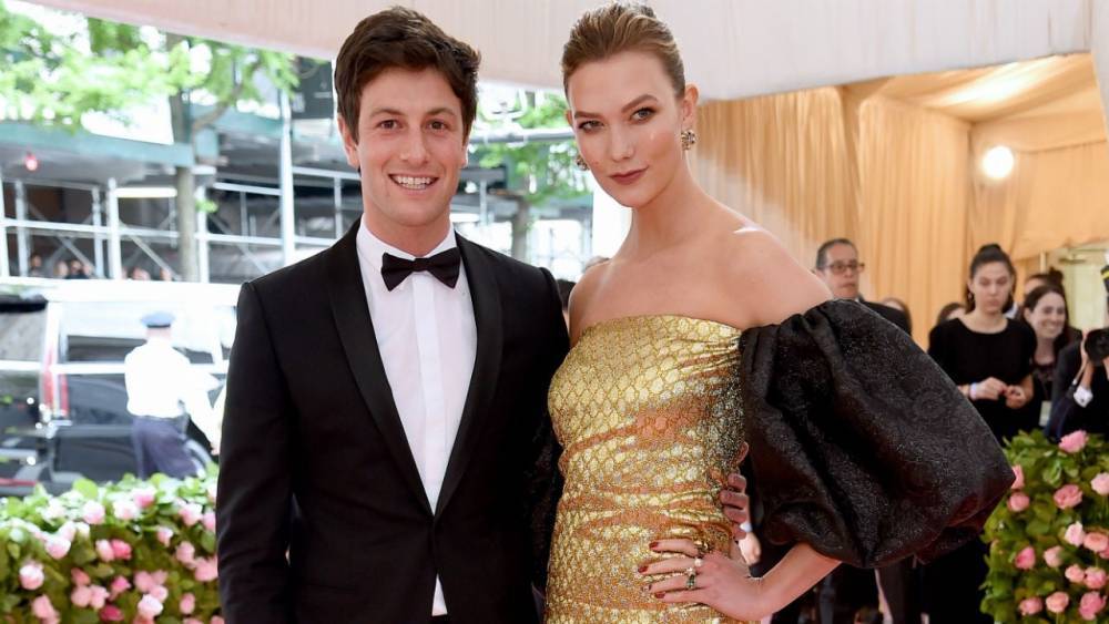 Karlie Kloss Makes Rare Comment on Her Marriage to Joshua Kushner, Opens Up About Political Beliefs - www.etonline.com