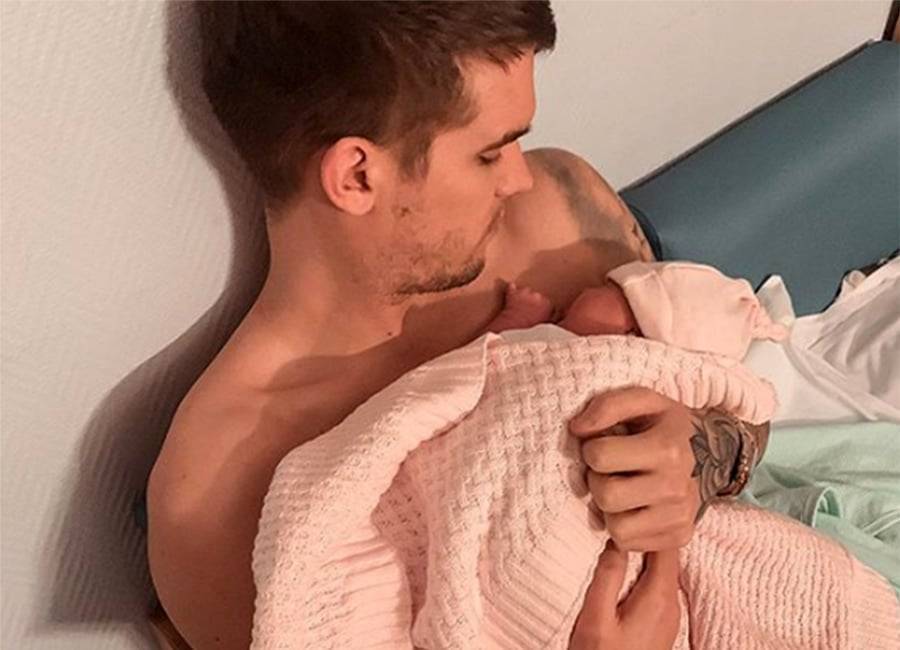 Geordie Shore star Gaz Beadle’s new baby is hospitalised again - evoke.ie