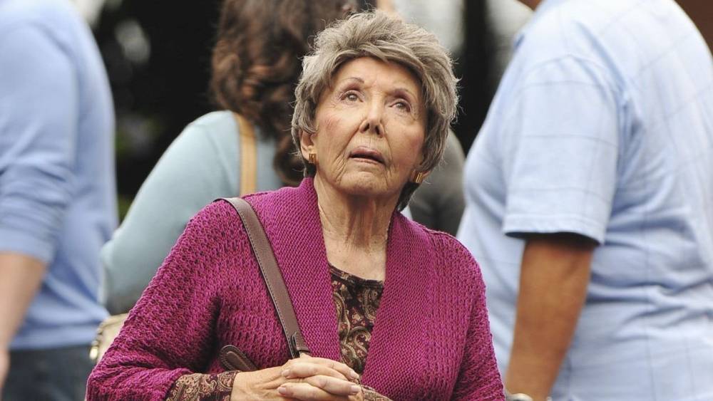 Norma Michaels, Star of 'King of Queens' and 'Modern Family,' Dead at 95 - www.etonline.com - Los Angeles - California
