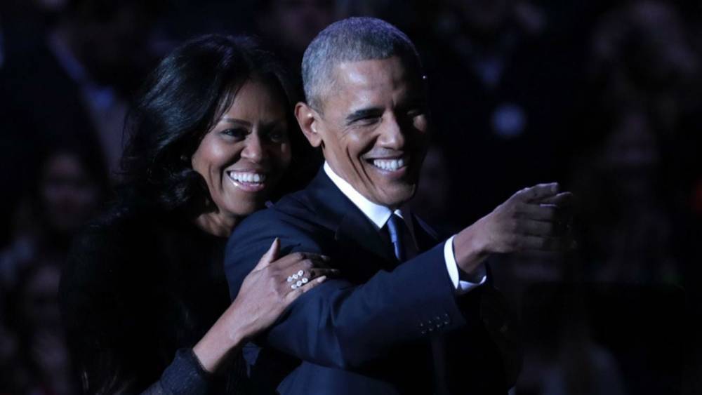 Barack Obama Shares Loved Up Photo Booth Pics With Michelle Obama and We're Swooning - www.etonline.com
