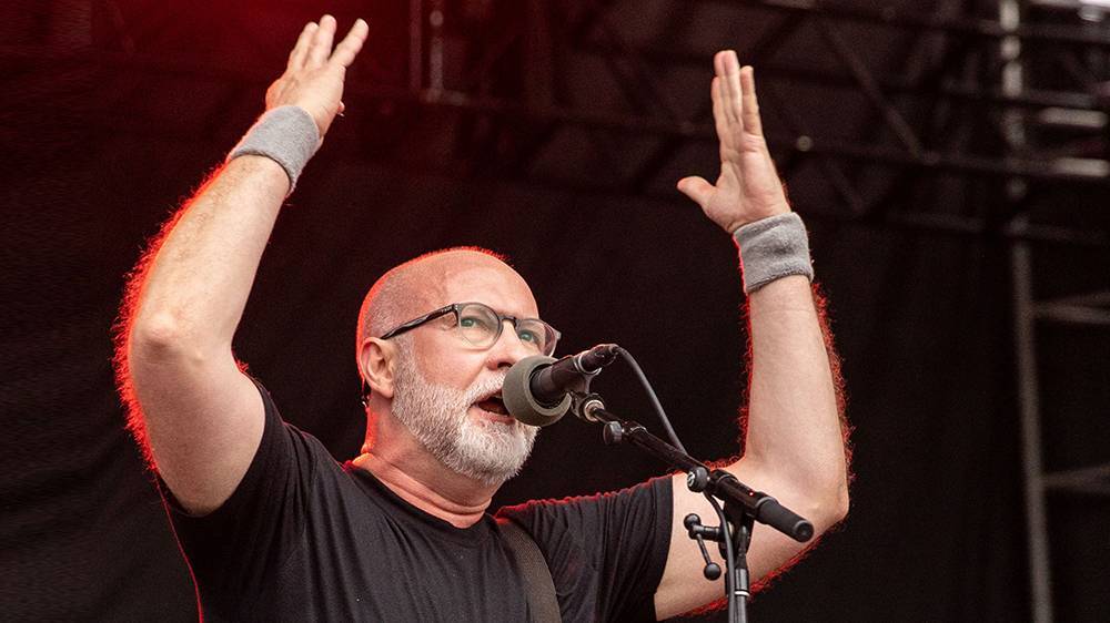 Bob Mould Showcases Catalog, Ejects Right Wing Heckler at Tour Opener - variety.com - state Massachusets - Berlin - county Fall River