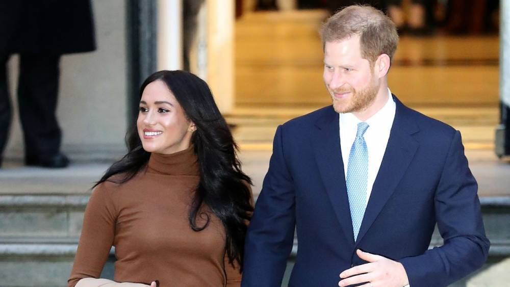 Royal Fans Applaud Meghan Markle and Prince Harry's Official Royal Exit - www.etonline.com