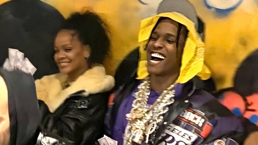 Rihanna Spotted with A$AP Rocky After Reported Split From Boyfriend - www.etonline.com - New York