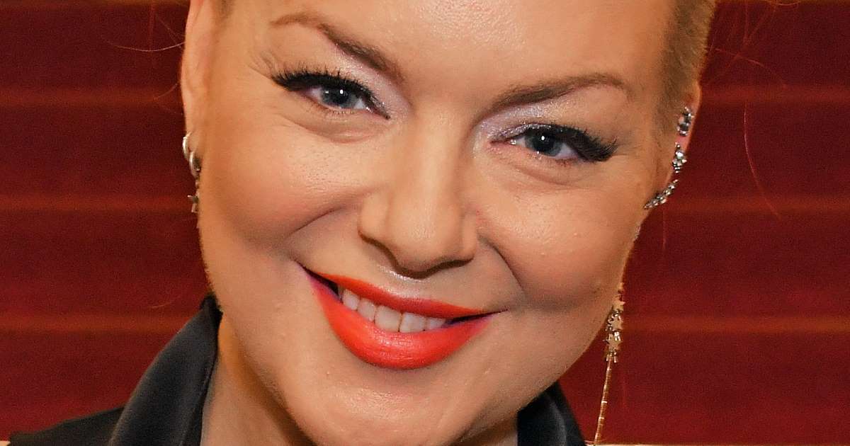 Sheridan Smith takes aim at fiancés family just months before first baby's birth - www.msn.com - Smith - city Sandra - county Sheridan