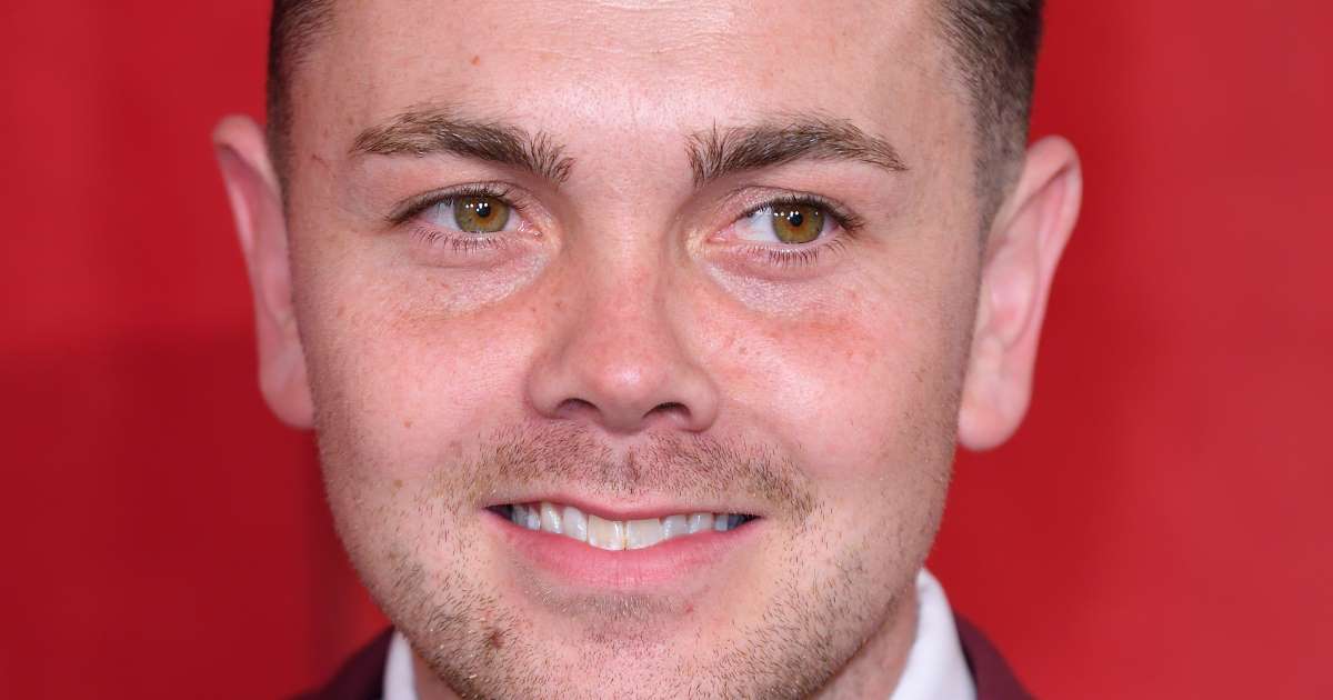 Dancing On Ice's Ray Quinn engaged as girlfriend Emily Ashleigh says yes to New Year proposal - www.msn.com