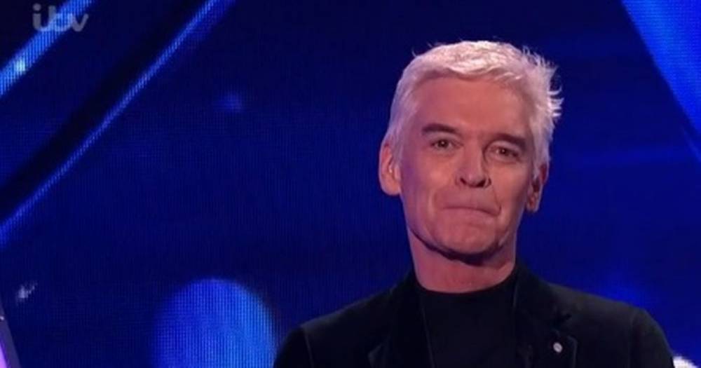 Phillip Schofield apologises for the F-word on Dancing On Ice - www.manchestereveningnews.co.uk