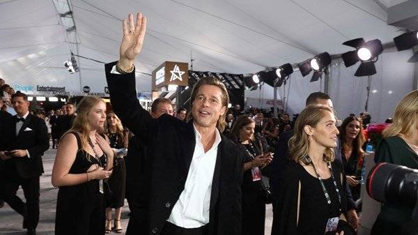 Brad Pitt delivers hilarious speech after winning a SAG Award - www.breakingnews.ie - Los Angeles - Hollywood
