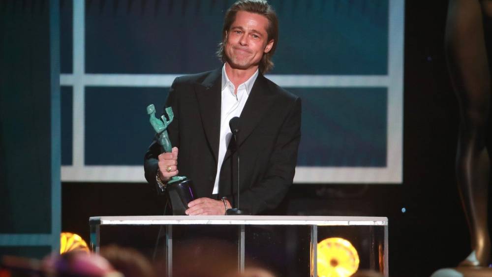 Brad Pitt Jokes About His Tinder Profile in SAG Awards Acceptance Speech and Twitter Has Questions - www.etonline.com