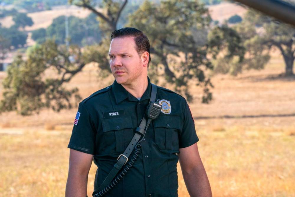 9-1-1: Lone Star's Jim Parrack Breaks Down That Heart-Wrenching Moment in the Series Premiere - www.tvguide.com - Texas