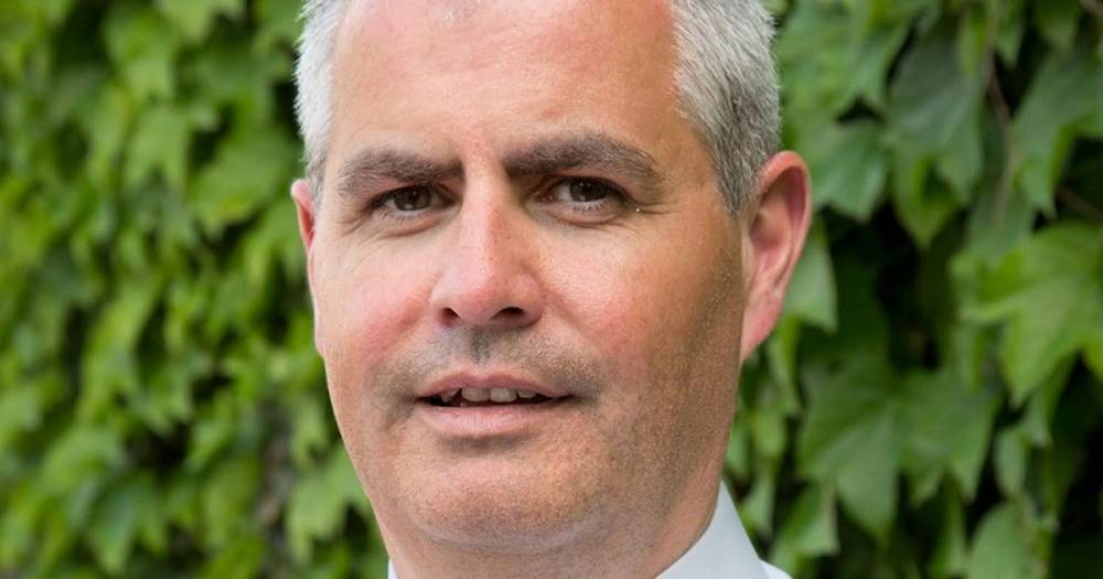 New top cop says community councils should have 'equal priority' with social media - www.dailyrecord.co.uk
