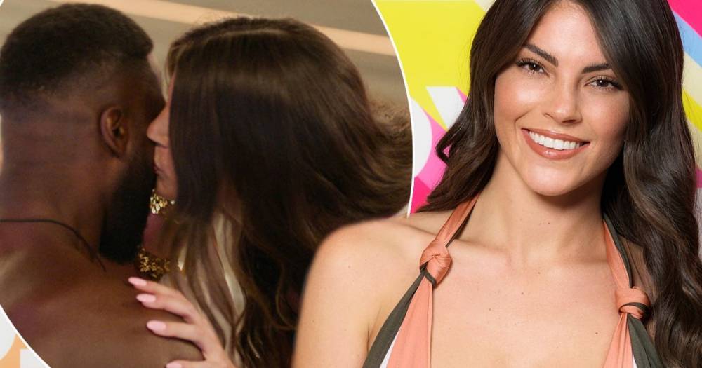 Love Island's new girl Rebecca Gormley kisses Mike Boateng after performing sexy dance for him - www.ok.co.uk