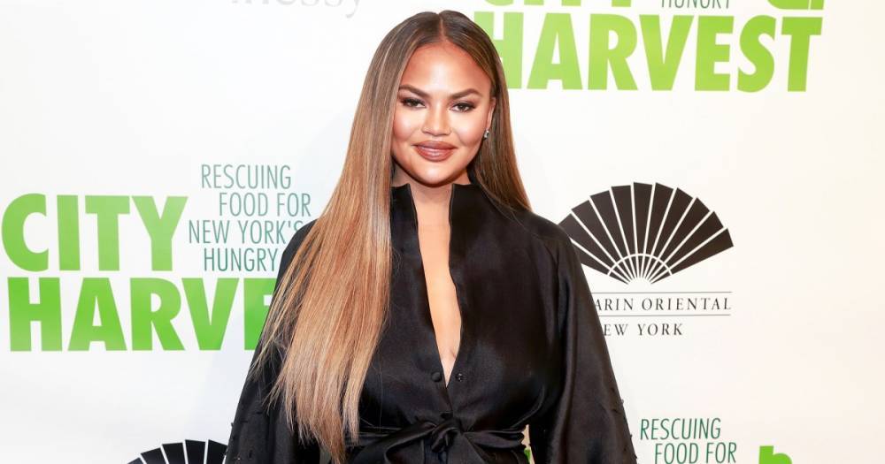 Chrissy Teigen Defends Bone Broth, Credits It for Helping Her When She Was ‘Suffering Horribly’ From Postpartum Depression - www.usmagazine.com