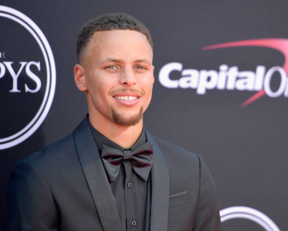 Steph Curry Reportedly Set To Return To The NBA On March 1st Following 2019 Injury - theshaderoom.com