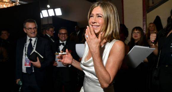 Jennifer Aniston reacts to 'crying' Brad Pitt watching her accept the SAG Award: It means everything - www.pinkvilla.com