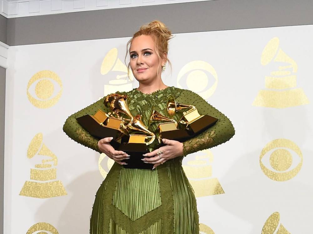 Adele teases comeback with mysterious new YouTube clip - torontosun.com