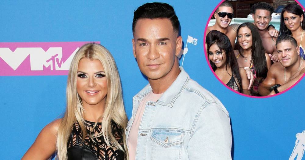How ‘Jersey Shore’ Cast Supported Mike Sorrentino and Lauren Sorrentino After Miscarriage: They’re ‘Family’ - www.usmagazine.com - Jersey