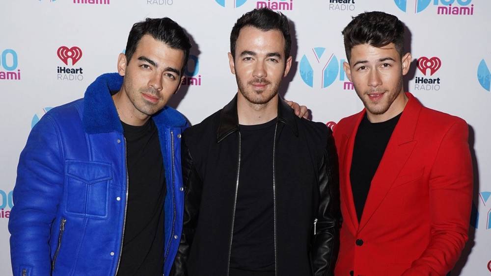 Jonas Brothers Hilariously Recreate 'Camp Rock' Movie Scene -- Watch! - www.etonline.com